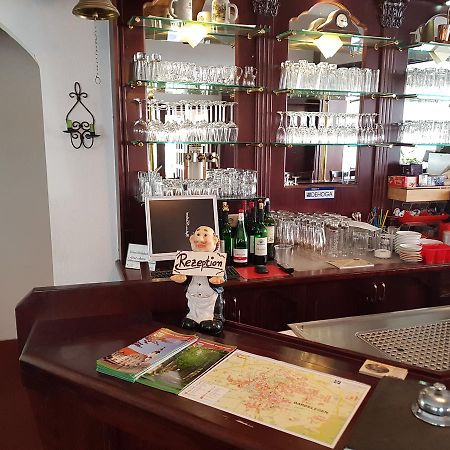 Hotel-Cafe Am Rathaus Гарделеген Екстериор снимка